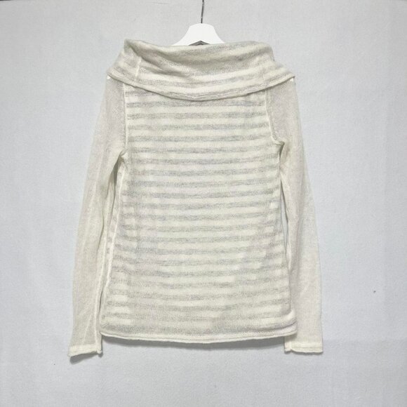 Anthropologie moth sweater size S runs bigger - Picture 5 of 8